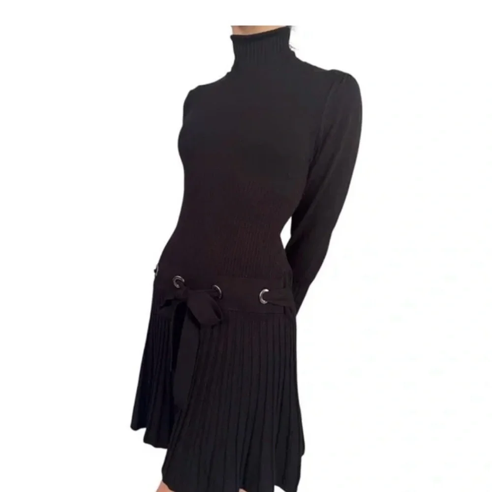 VENUS Black Turtleneck Dress with Stylish Belt - Picture 3 of 8